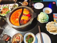 -三江两海老火锅(北京首店)