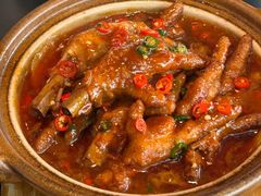 砂锅虎皮鸡爪-纯阳•六两酒馆