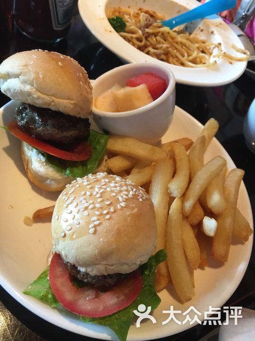 儿童迷你小汉堡餐