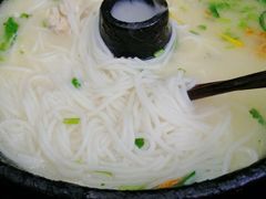 -飞虎过桥米线(翠湖店)