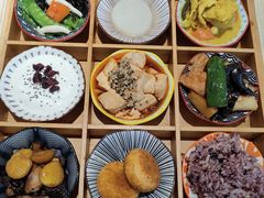 -轻蔬不用等·素食(江苏路店)