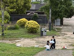 -武汉大学校门牌坊