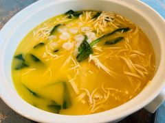 手剥虾仁煮干丝-扬州香格里拉·香宫中餐厅