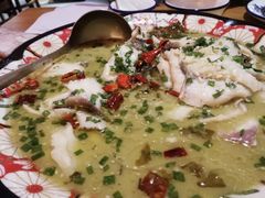 酸菜鱼-老乡村(南湖路店)