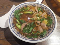 -爆炸头阿姨小四川正宗川味小吃(无任何分店)