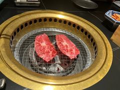 -山川小町·极番烧肉(新地假日广场店)
