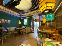 大堂-费大厨辣椒炒肉(新城吾悦广场店)