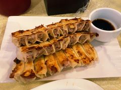 皮皮虾锅贴-奥华餐厅·老张记(台基厂店)