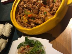 -多嘴超级肉蟹煲(杉杉国潮主题店)