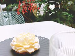 -潮一不贰·法式甜品·生日蛋糕·西式简餐(外滩店)
