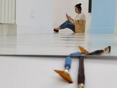 -胶囊画廊