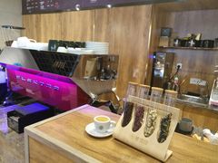 -ZING COFFEE 镜咖啡