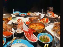 -雍容荟帝王蟹活龙虾展台自助(IFS黑金店)