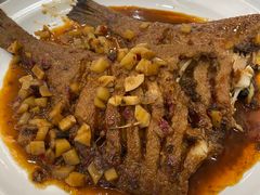-巢香扣肉馆