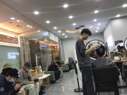 -藤野造型烫染·漂发