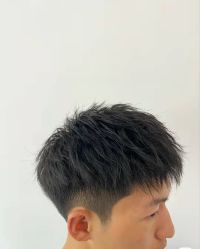-首脑美发沙龙