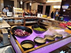 自助取餐区-夏阳湖皇冠假日酒店-自助餐厅