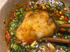 -肖肖酸萝卜鱼火锅(总店)