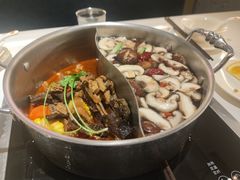 菌菇锅底-牛焱·贵州黄牛肉火锅(城西银泰店)