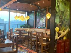 大堂-云海肴·汽锅鸡·云南菜(天山百盛优客店)