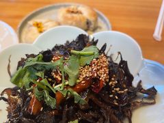 -山茶云南菜(永安里店)