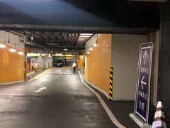 -天环广场-停车场