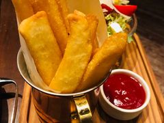-恰餐厅及酒吧 CHAR Bar & Grill (北京丽都皇冠假日店)