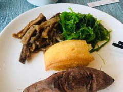 -威海蓝海御华大饭店·蓝钻美食自助百汇