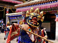 -塔尔寺游客服务中心
