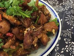 -八两八金·莱芜特色炒鸡(市南漳浦路店)