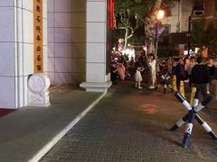-吴山路夜市