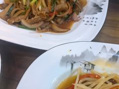 -缘来聚·徽菜名店(黄山宏村店)