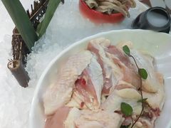 -洪氏嗨捞·广东猪肚鸡·椰子鸡火锅(西咸万象城店)