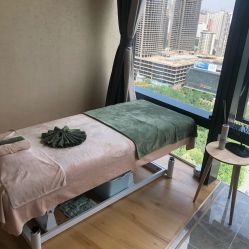 -涂tu指甲日式美甲美睫店