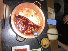 -山城鼎重庆老火锅(西安钟楼店)