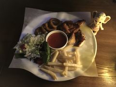 -JINNS锦时 steak&pizza(浸信会礼拜堂旧址店)