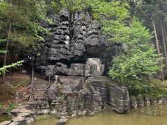 -梭布垭石林景区