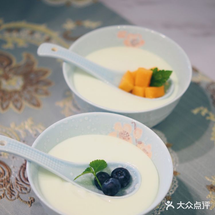 『为了消耗盒装奶，终于对双皮奶下了手！』