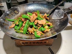 -费大厨辣椒炒肉(黄兴中心广场店)