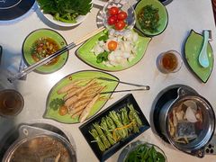-一叶一世界·素食餐厅(锦华万达店)