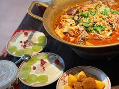 -张翻越·川渝冒菜·武汉黑鸭煲(城北万象城店)