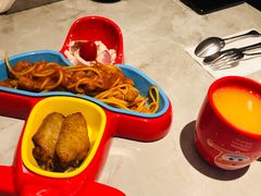 -必胜客(东大桥店)