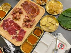 -允辛家·自助泥炉烤肉(九亭店)