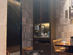 -爱碗亭·鲜炒湖南菜(壹城中心店)