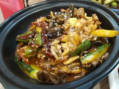 -江城燕子大排档(江汉路步行街店)