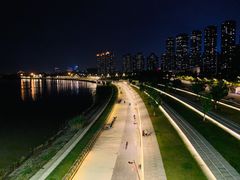 -南京眼步行桥