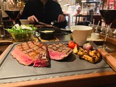 -恰餐厅及酒吧 CHAR Bar & Grill (北京丽都皇冠假日店)