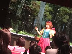 -彩色熊猫剧场