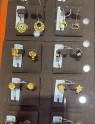 -周生生Chow Sang Sang(新世界店)