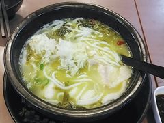 -灵芝妹子海鲜米线(瓦房店新玛特店)